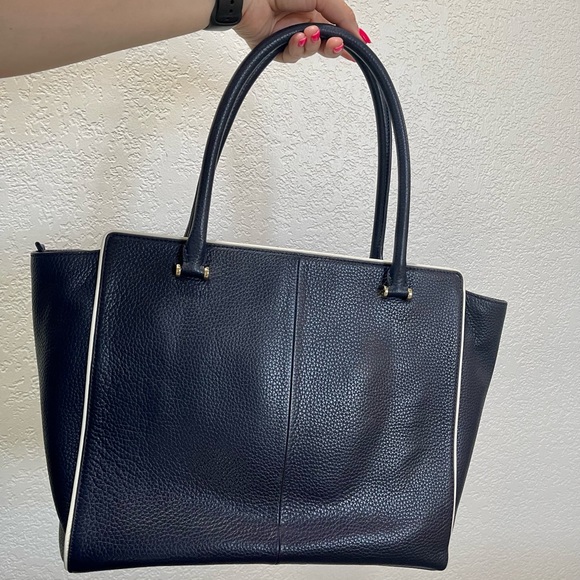 ♠️ Kate Spade NY ♠️ Large Navy Blue Leather Bag 👜 - Picture 5 of 12